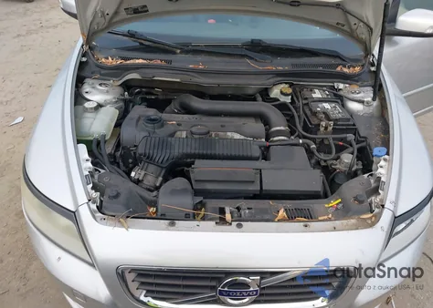 2011 Volvo S40 T5/T5 R-Design from USA, damaged, VIN YV1672MS4B2539803